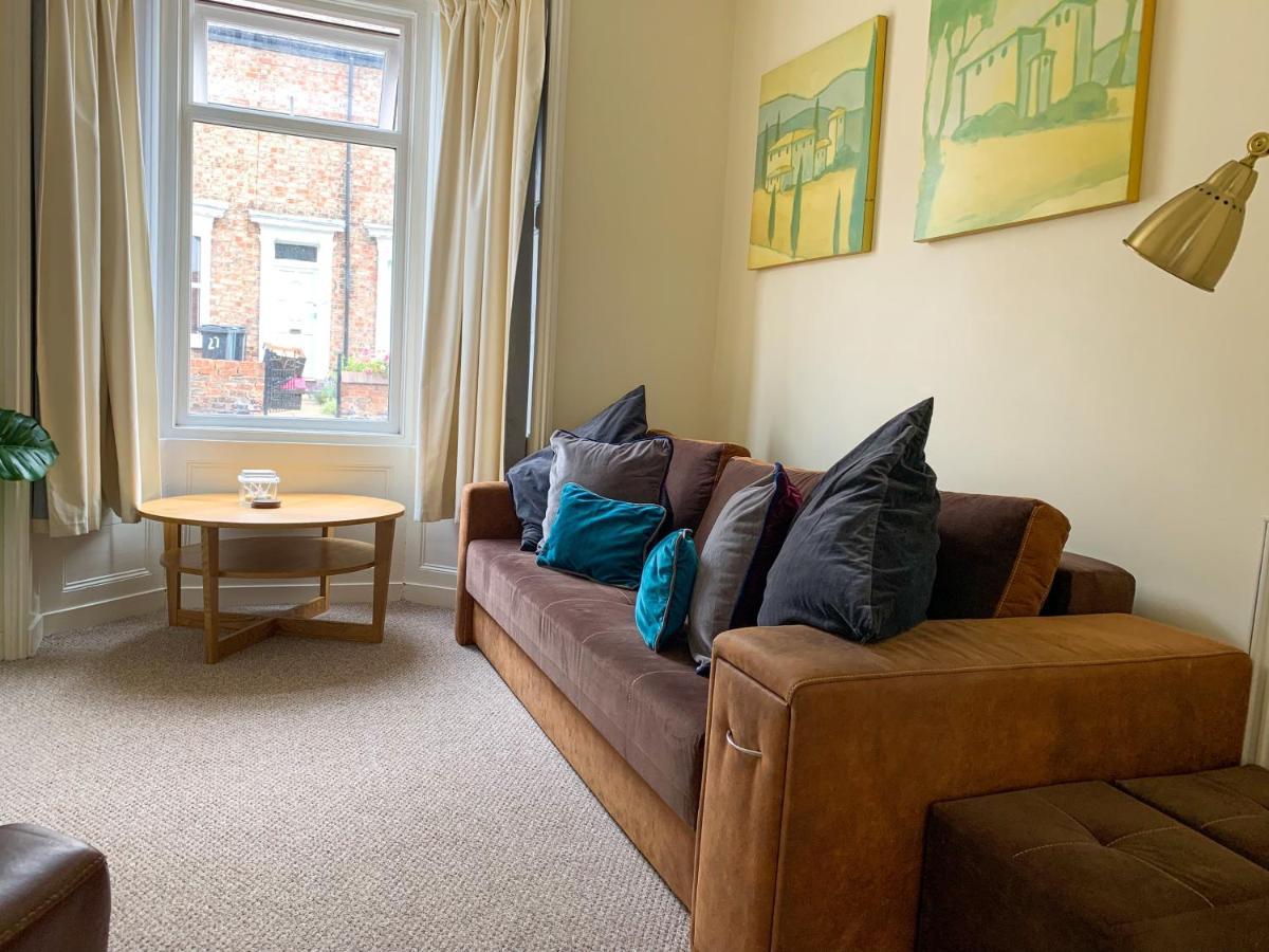 Park Crescent - Quaint Victorian With Free Parking