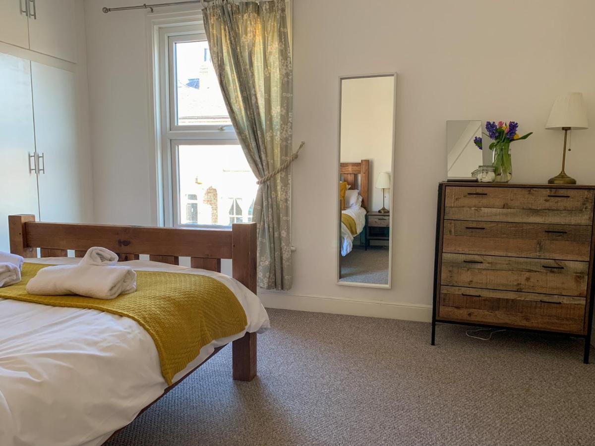 Park Crescent - Quaint Victorian With Free Parking Casa de férias York